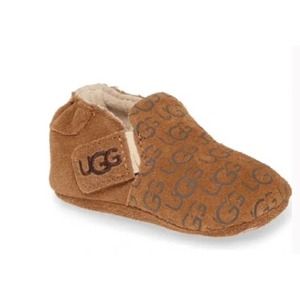 NWT/NIB UGG Logo Print Roos Crib Shoes in Chestnut (Size 0-6 & 12-18 Months)